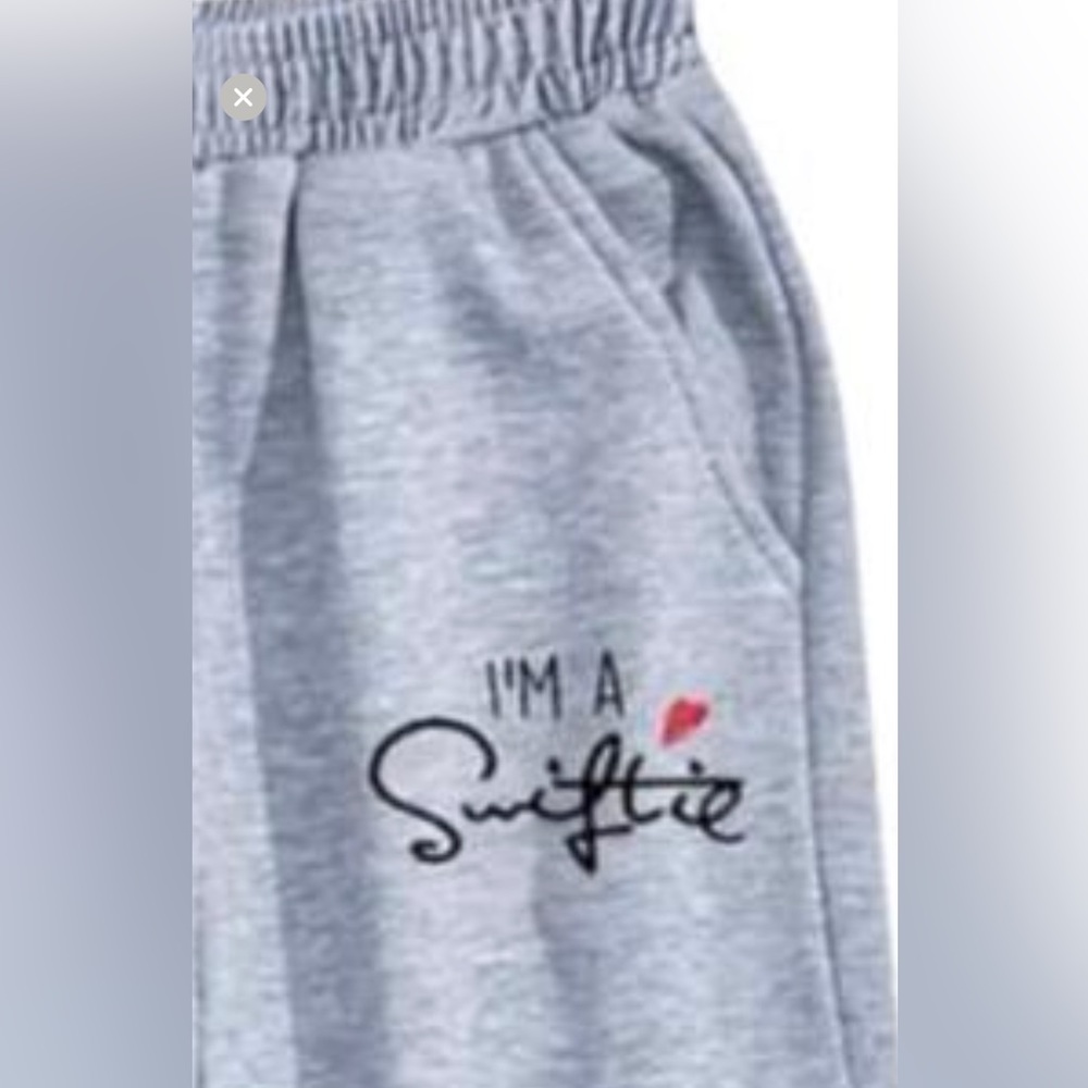 I’M A SWIFTIE Girl’s Sweatpants, Grey, Size 7/8